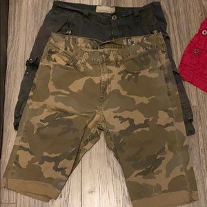 2 cargo shorts